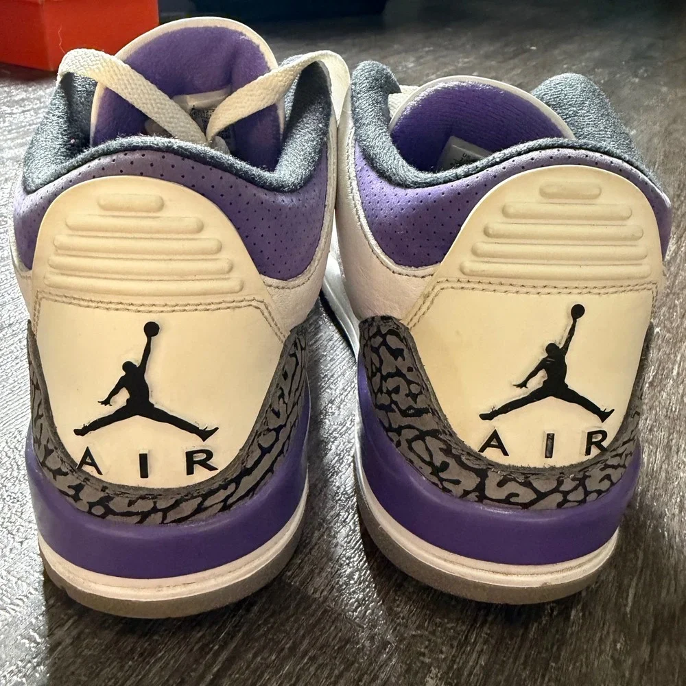 Jordan Air Jordan 3 Retro Men Size 10 White Dark Iris Elephant Print CT8532-105